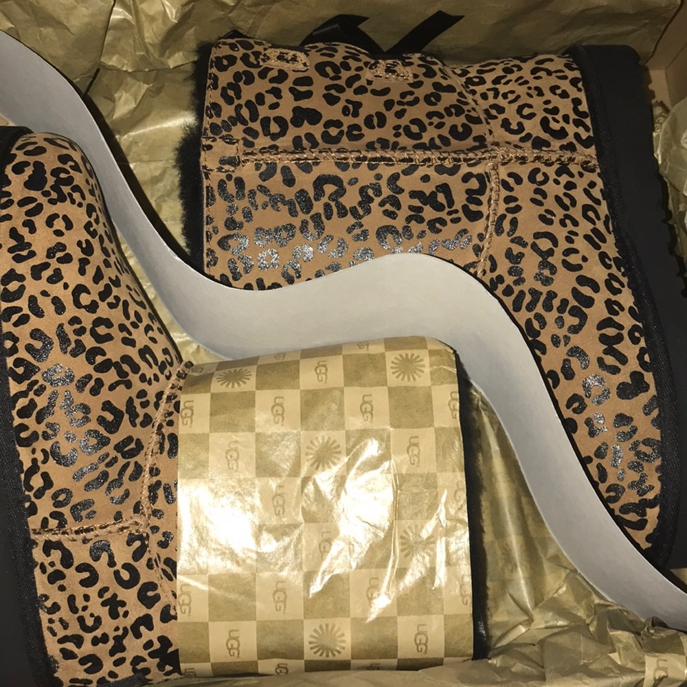 UGG K Bailey Bow Boots